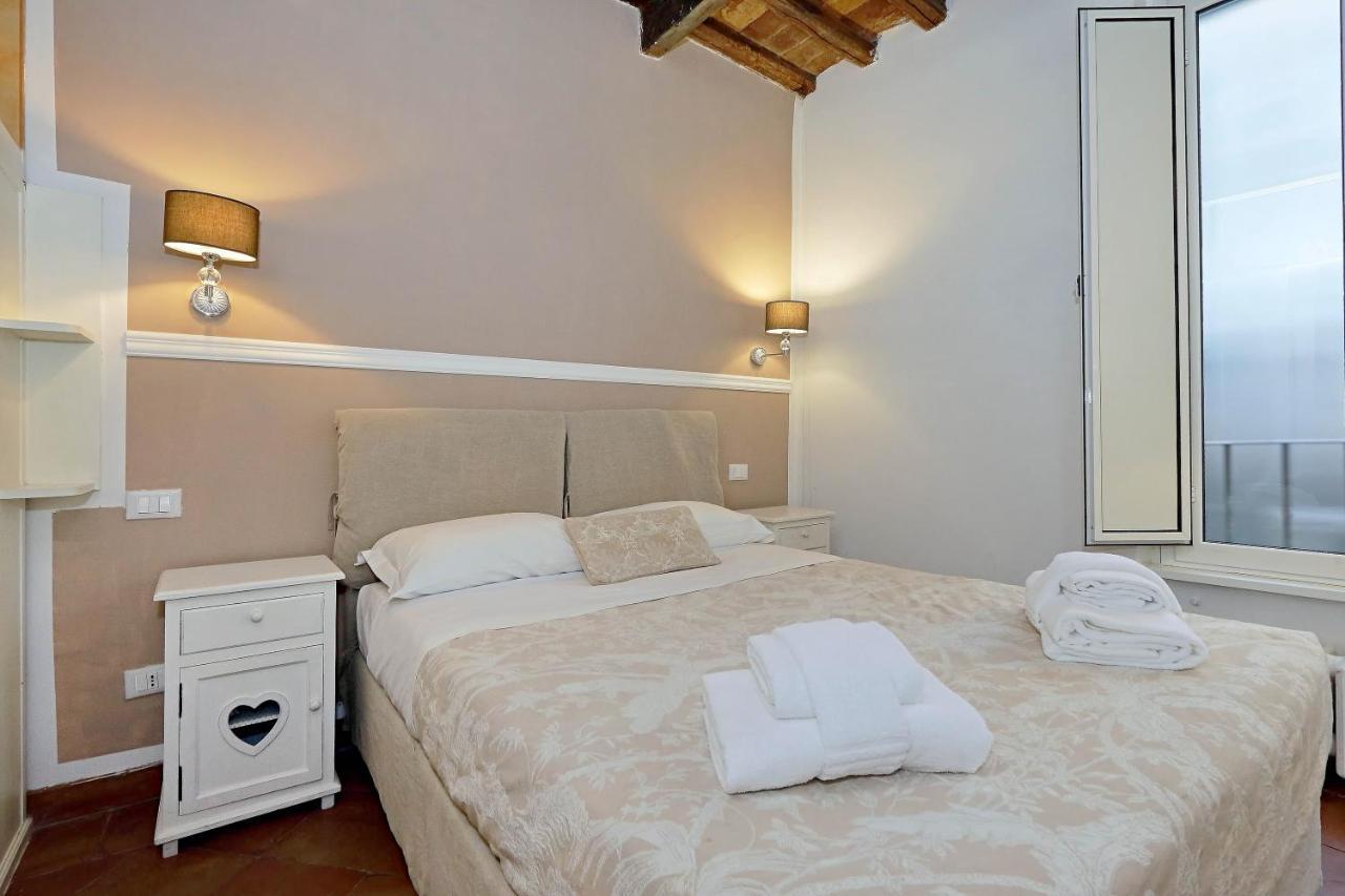 Casa Pollarola "Piazza Navona A Due Passi Da Te " Apartment Rome Bagian luar foto
